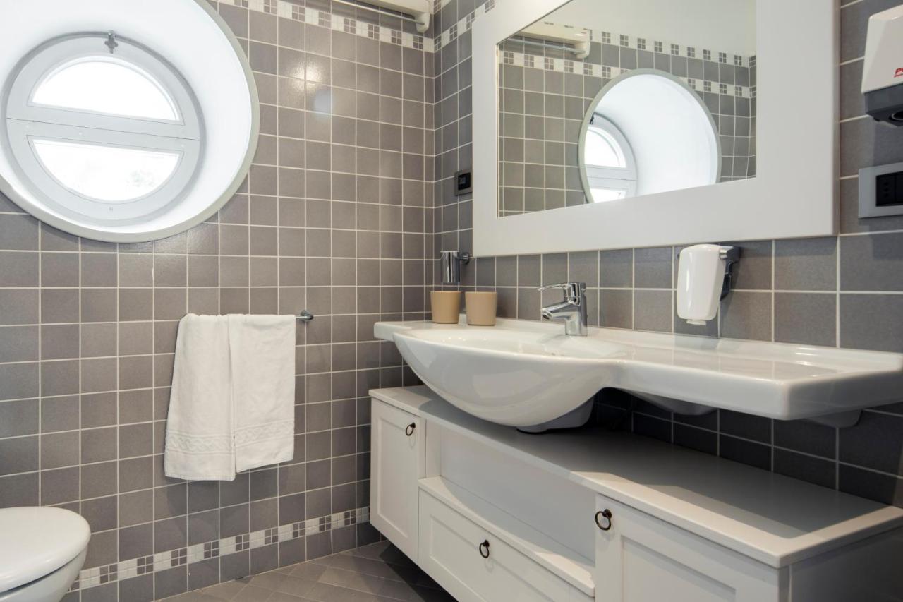La Canonica Suite Apartments New Location 特伦托 外观 照片